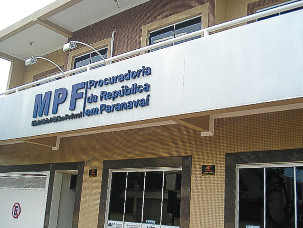 Foto 16 - Fachada Paranavaí.JPG