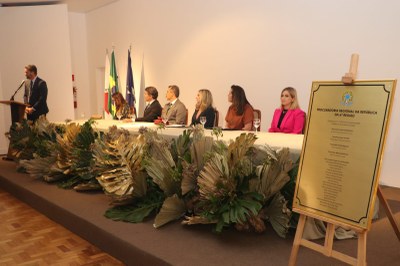 Foto: Ascom-MPF/MG #ParaTodosVerem: mesa diretora em cerimonial de inauguração da PRR6.
